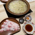 博多割烹流れ鮨 海進丸 - 宮崎赤豚の葱しゃぶ