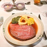 ロウリーズ・ザ・プライムリブ 恵比寿ガーデンプレイス店 - 