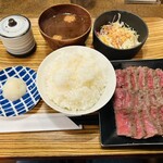 佰食屋 - 