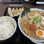 愛と情熱のらーめん屋 皐月亭 - 