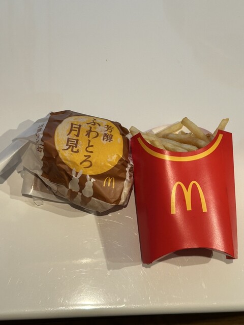 マクドナルド ４号線仙台松森店 - 黒松（ハンバーガー）の写真