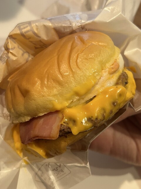 マクドナルド ４号線仙台松森店 - 黒松（ハンバーガー）の写真