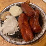 立ち呑み 庶民 大阪駅前第三ビル店 - 揚ウィンナー（150円『税込み』）