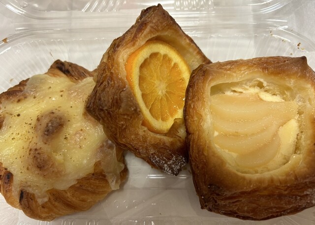 Le GOLDEN CROISSANT - Tsukamoto/Bread | Tabelog