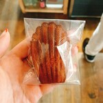 パンとお菓子と小さなレストラン bee - 