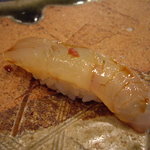 寿司一 - optio A30で撮影。鮃昆布〆。