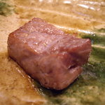 寿司一 - optio A30で撮影。大トロ炙り(大間の本鮪)