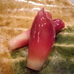 寿司一 - optio A30で撮影。茗荷昆布〆。