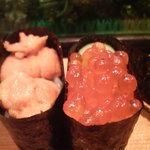 すし栄 - イクラ、うに軍艦
