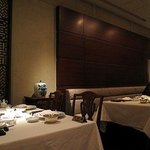 中国飯店 富麗華 - 1Fのテーブル席