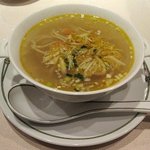 中国飯店 富麗華 - 上海蟹みそのせスープそば