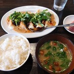 野方餃子 本店 - 麻辣坦々水餃子定食　税込み価格1089円