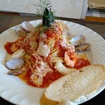 Cafe Carciofi - ペスカトーレ