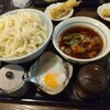 ししまる食堂 - 肉汁うどん(温玉付き)　※大盛
