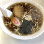 中国飯店なるき - 醤油ラーメン　890円