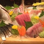 日本酒と朝獲れ鮮魚 源の蔵 - 舟盛り