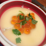 白魚とイクラの茶碗蒸し　三つ葉の香りで