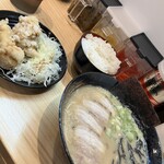 ラーメン猫猫 - 