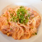 チョイガブ - イカと明太子のクリームソースフェットチーネ