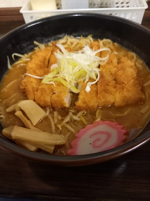 三春商店 - 勇払（ラーメン）の写真