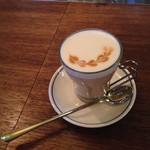 コーヒーハウス ニシヤ - ラテマキアート（550円）