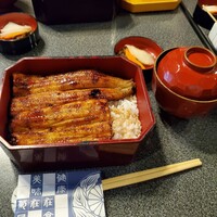 菊屋 - こちらは鰻重です！ 最高に美味い(ﾉ˶>ᗜ​<˵)ﾉ