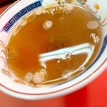 中華 ふるさと - 肉チャーハンに付くラーメンスープ