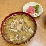 埼玉漁港 海鮮食堂 そうま水産 - あら汁とお漬物