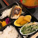 万両 - 焼き鯖です