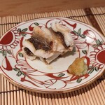 すし匠 - 穴子の白焼き:ワサビおろしで