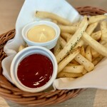 世界のビール博物館 - 揚げたてポテトフリッツ