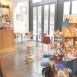 T.C cafe_2