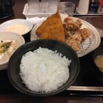 定食 吉田屋 - 