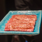 Yakiniku Ushifuji Nishi Shinjuku Honten - 精选大块肉的烧肉～兰王～