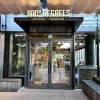 800°DEGREES ARTISAN PIZZERIA - 
