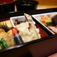 割烹 とよだ - とよだ弁当 1500円。