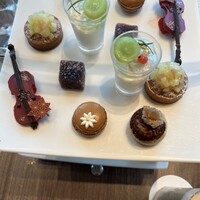 ポム・ダダン - 