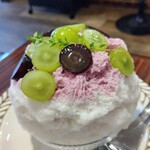 ヱビス珈琲 - ぶどうみるく 1,600円✨藤稔とシャインマスカットと巨峰ミルクのシロップ。これがまた 意外にも後味さっぱり✨