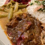 Sri Lanka Restaurant Mr.Thuna Paha - 