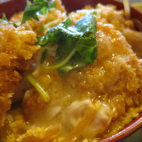 懐石料理 三島屋 - 帆立玉子丼、味噌汁、ひじき、香の物付き1