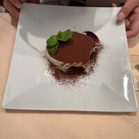 エリオ・ロカンダ・イタリアーナ - 