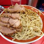 ラーメン タロー 五反田の陣 - つけ麺豚入り1,100円（野菜マシ、削り節）