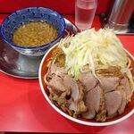 ラーメン タロー 五反田の陣 - つけ麺豚入り1,100円（野菜マシ、削り節）