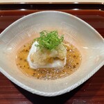 赤坂 島袋 - 萩焼　三輪窯(人間国宝排出)   蓑笠　薄くて上品