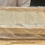 赤坂 島袋 - これ十割蕎麦です　なのに喉越し抜群