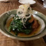 浅草 ひら山 - トマトとモロヘイヤのお浸し