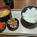 感動の肉と米 - 