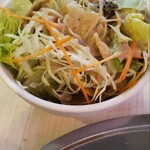 チョウタリ - 日替りランチのサラダ