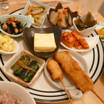 おかあさんかふぇ - ある日の和食の7品プレート(おかあさんかふぇ)