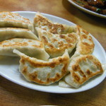 大衆中華 宝来 - ギョーザ　2014年4月